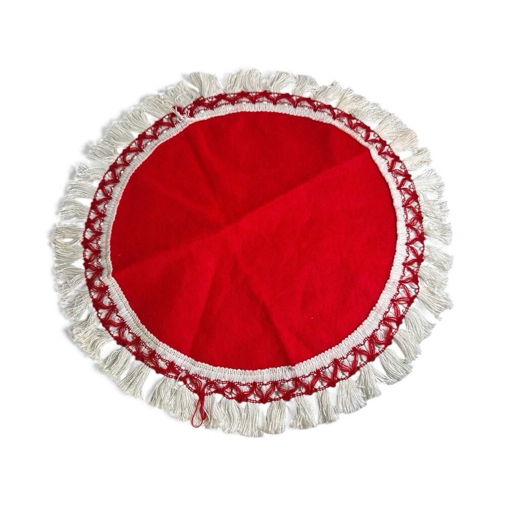 Vintage 70’s Red Felt Mini CHRISTMAS TREE Skirt White Fringe Macrame 18”
